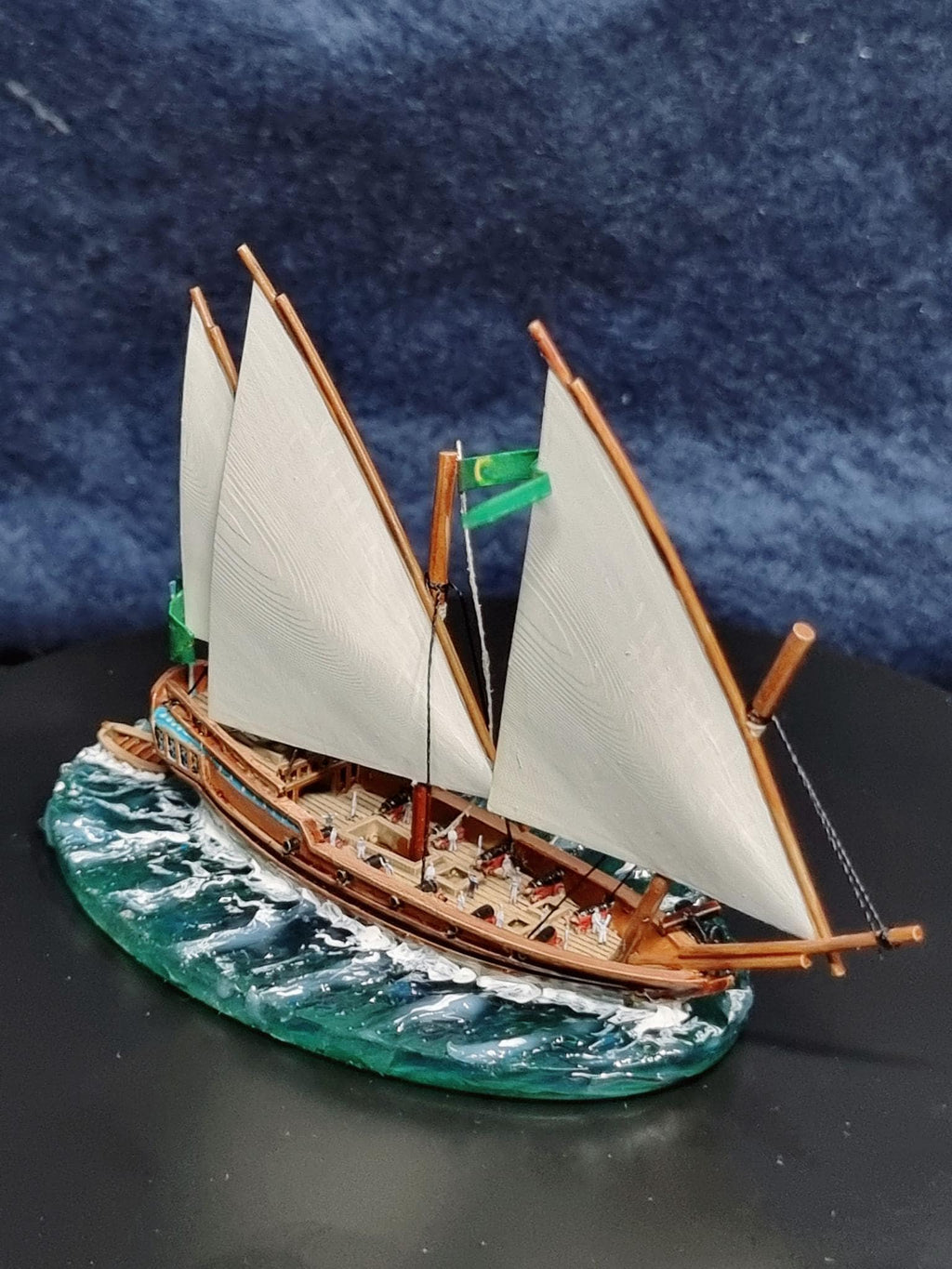 Large 5.2 Inch Dhow ship miniature | Scale 1/350 | Turner Miniatures