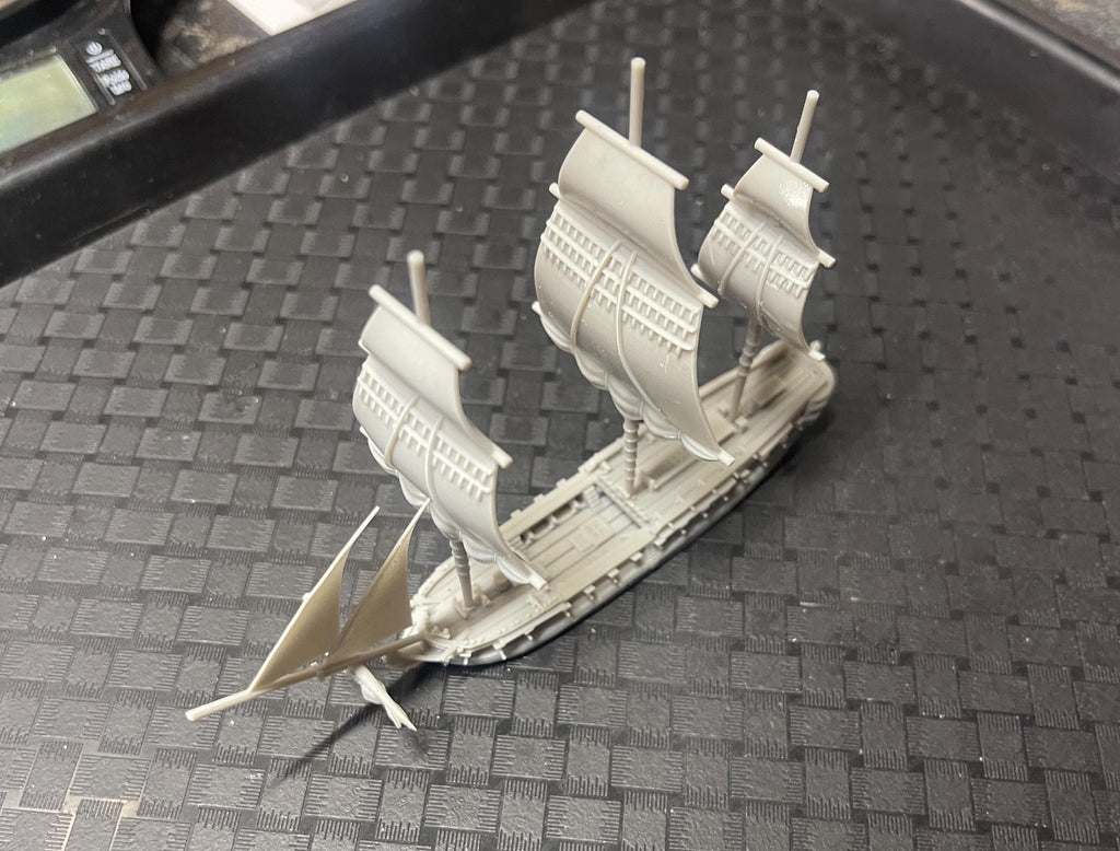 Large French Frigate Hermione | 18th Century French Frigate | 1.65" to 9.5" | Turner Miniatures